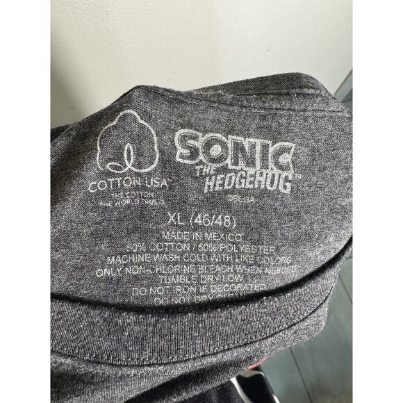 Sonic The Hedgehog Graphic Shirt XLarge Official SEGA Classic - Picture 4 of 5